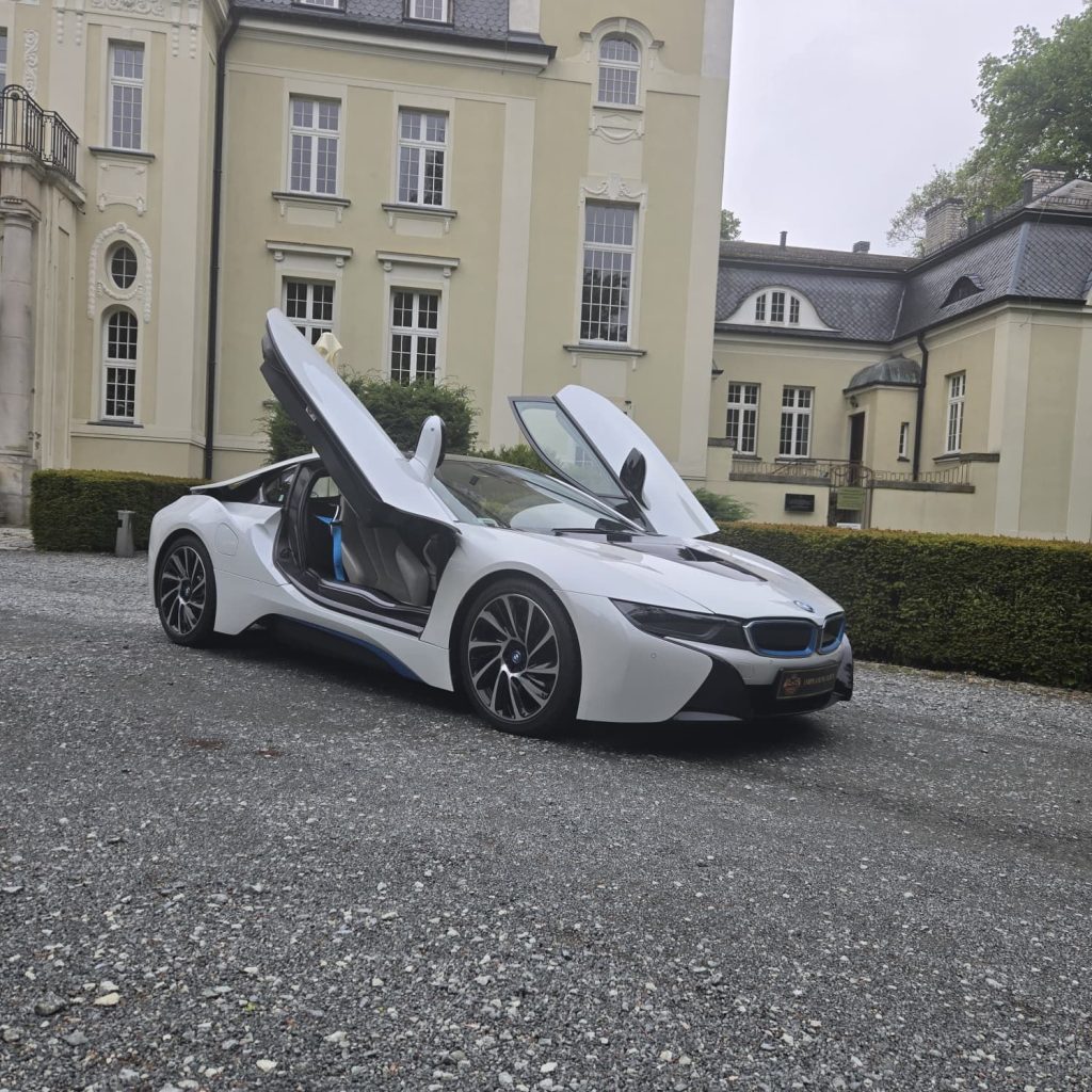 BMW i8 — zdjęcie 1